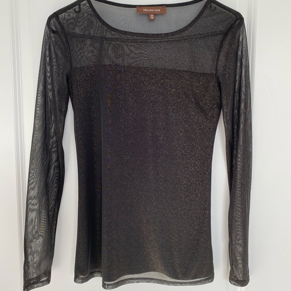 NWOT Beautiful golden glitter top. - Picture 5 of 5